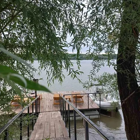 Bora Kuce Na Reci Villa Belgrade Exterior photo