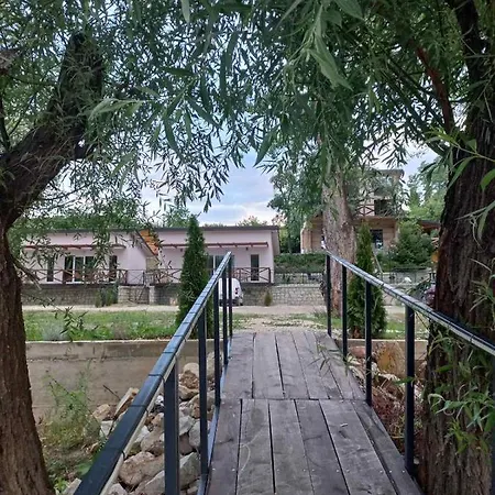 Bora Kuce Na Reci Villa Belgrade Exterior photo