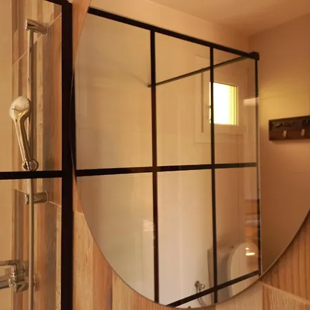 Bora Kuce Na Reci Villa Belgrade Room photo