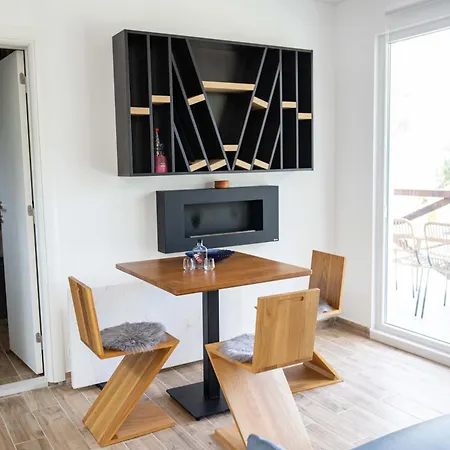 Bora Kuce Na Reci Villa Belgrade Room photo