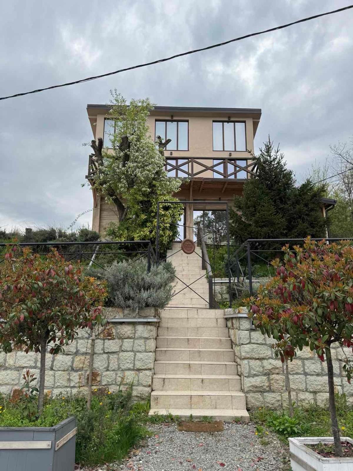 Bora Kuce Na Reci Holiday home Belgrade